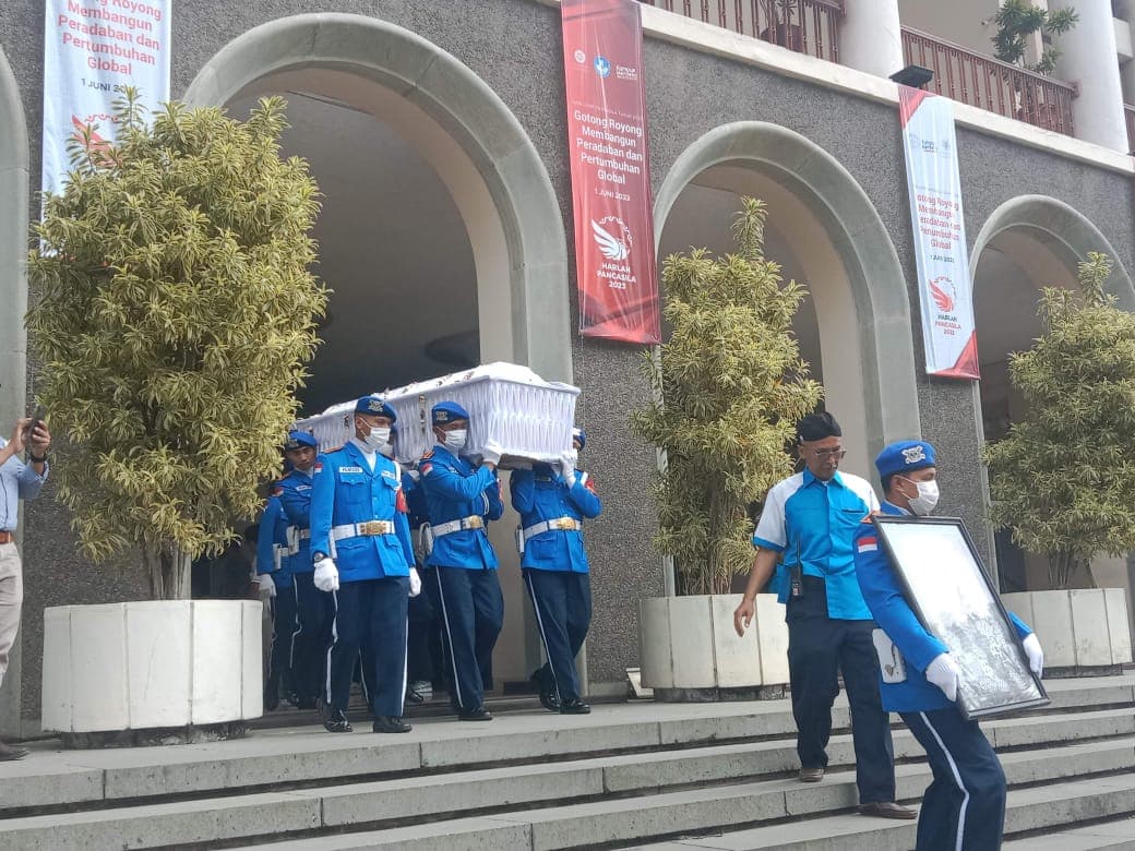 Selamat Jalan Begawan Sastra Rachmat Djoko Pradopo